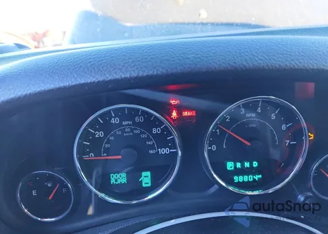 2016 Jeep Wrangler Unlimited Sahara z USA, uszkodzony, nr VIN 1C4BJWEG1GL214647